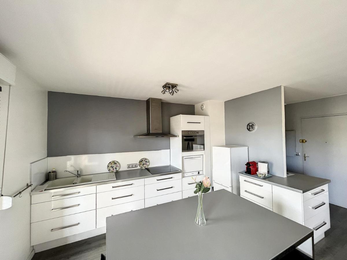 City & Cosy, Lyon Charcot- Wifi - Lave Linge - Balcon - Parking Bagian luar foto