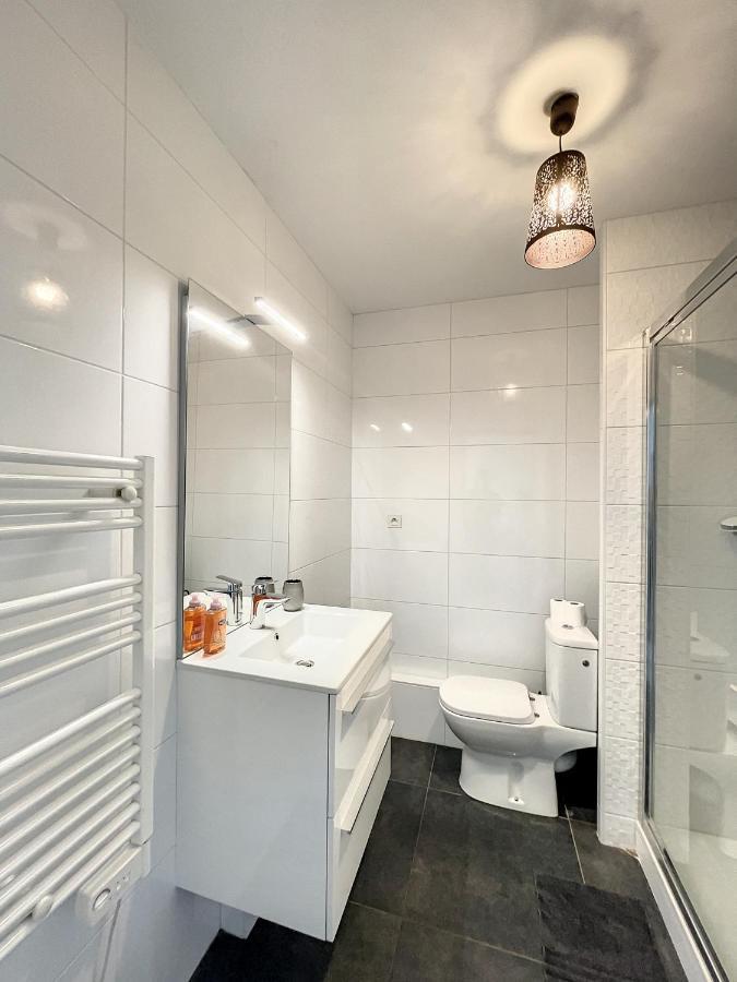 City & Cosy, Lyon Charcot- Wifi - Lave Linge - Balcon - Parking Bagian luar foto