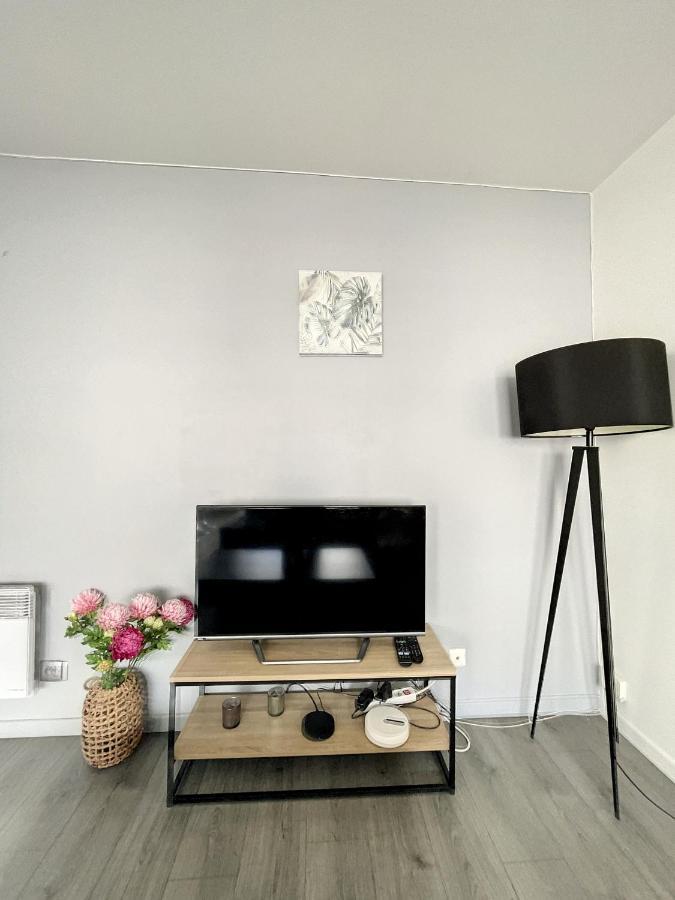 City & Cosy, Lyon Charcot- Wifi - Lave Linge - Balcon - Parking Bagian luar foto