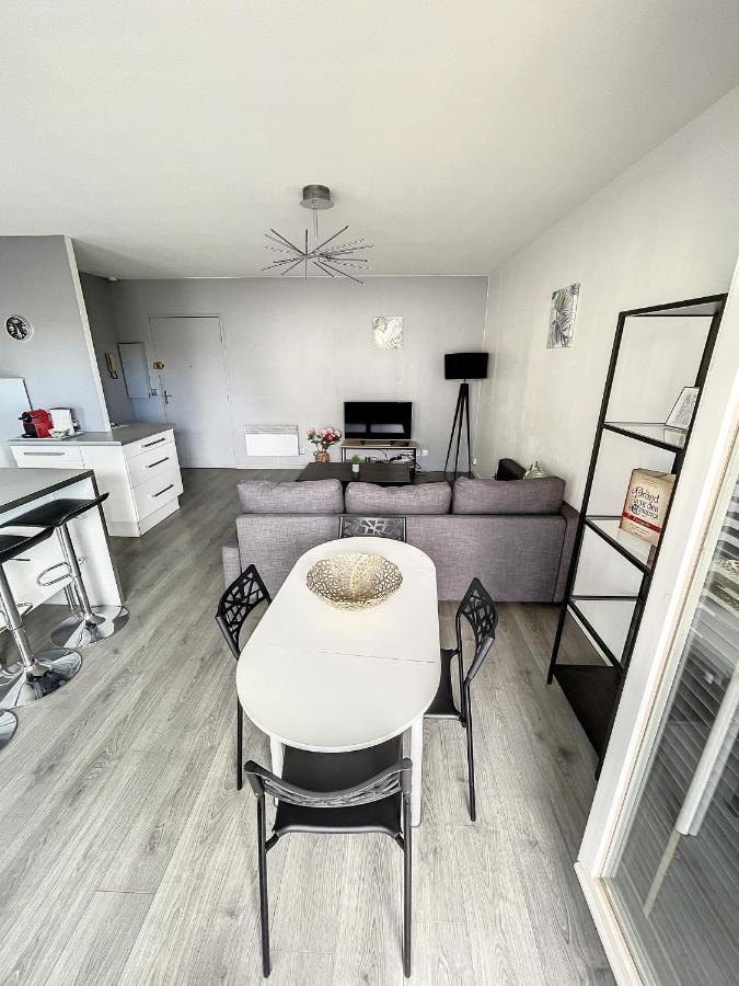City & Cosy, Lyon Charcot- Wifi - Lave Linge - Balcon - Parking Bagian luar foto
