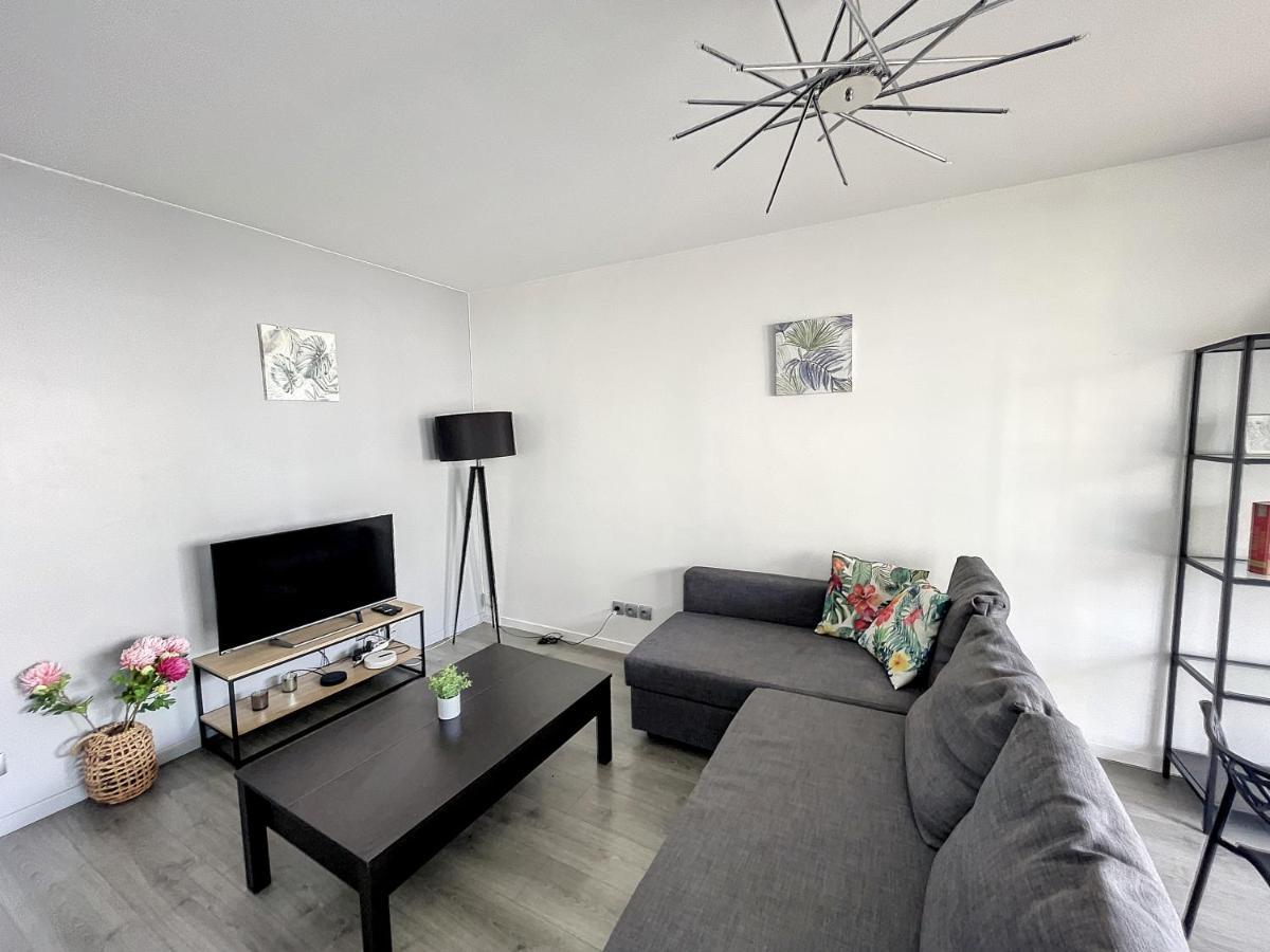 City & Cosy, Lyon Charcot- Wifi - Lave Linge - Balcon - Parking Bagian luar foto