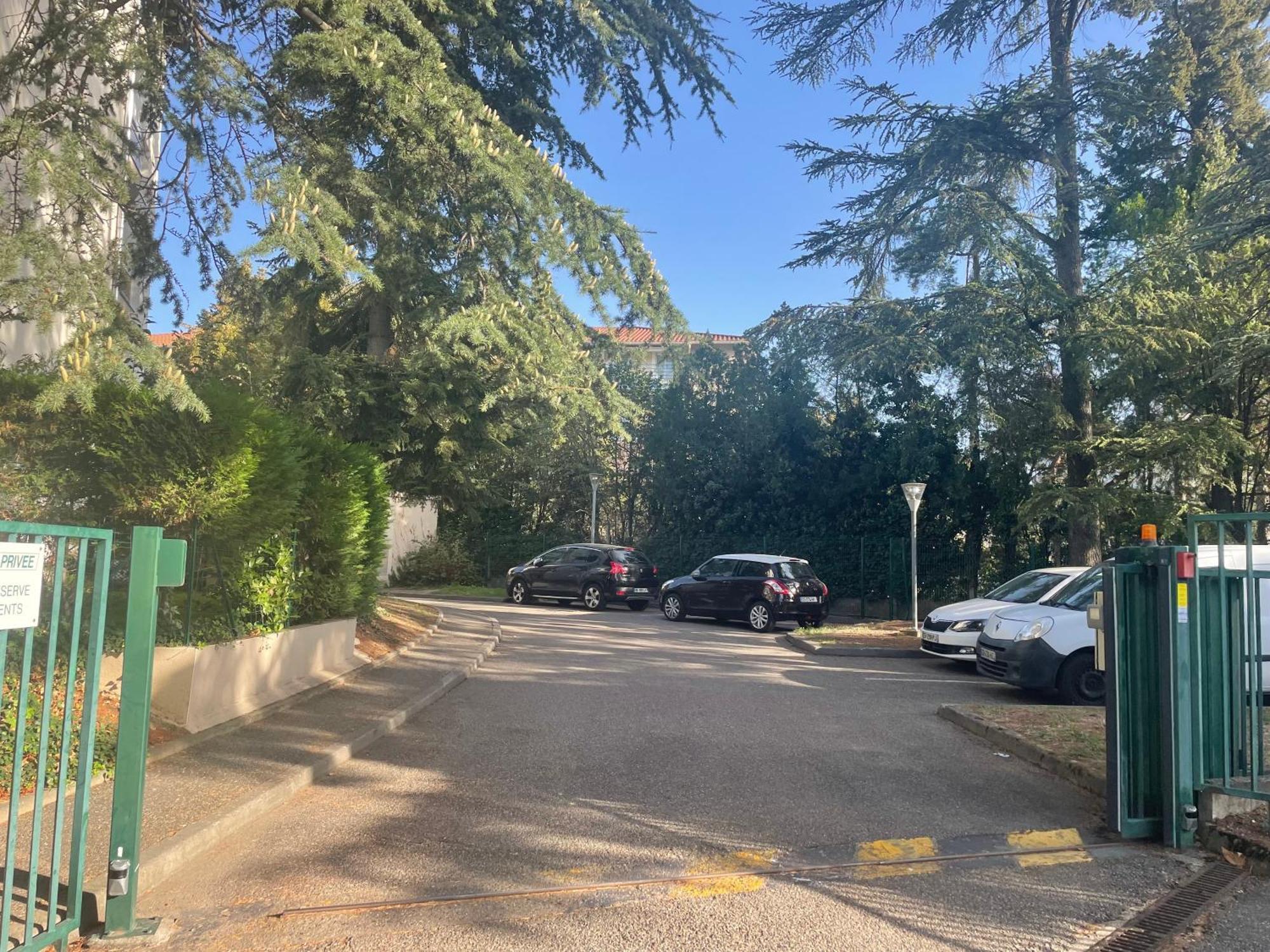 City & Cosy, Lyon Charcot- Wifi - Lave Linge - Balcon - Parking Bagian luar foto