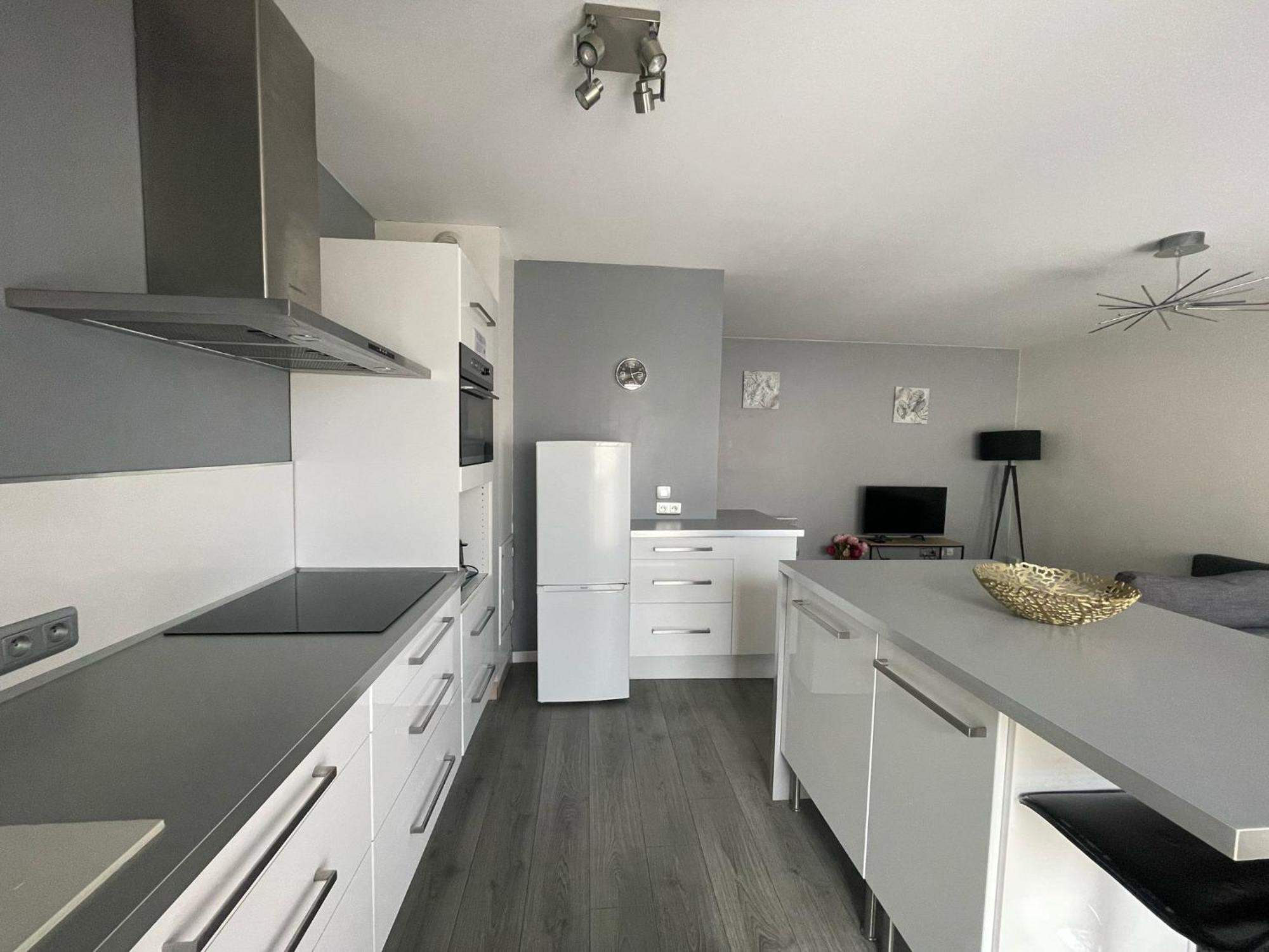 City & Cosy, Lyon Charcot- Wifi - Lave Linge - Balcon - Parking Bagian luar foto